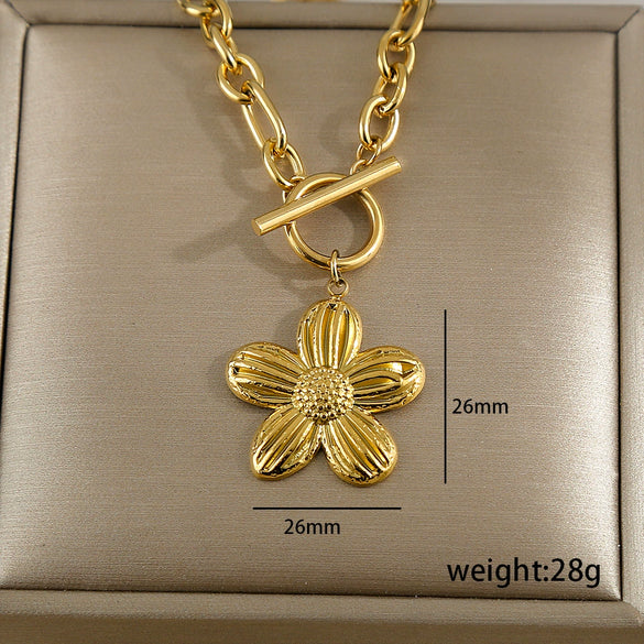 Wholesale Stainless Steel And Titanium Steel Geometric Heart Pendant Necklace With Rectangular Chain 18K Gold Plated Hiphop Allmatch Women's Accessories