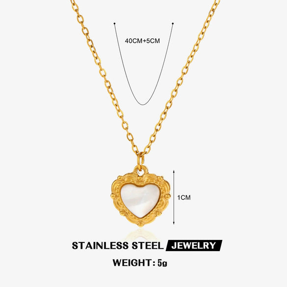 Wholesale Stainless Steel And Titanium Steel Heart Shaped Necklace For Women With Electroplating Design