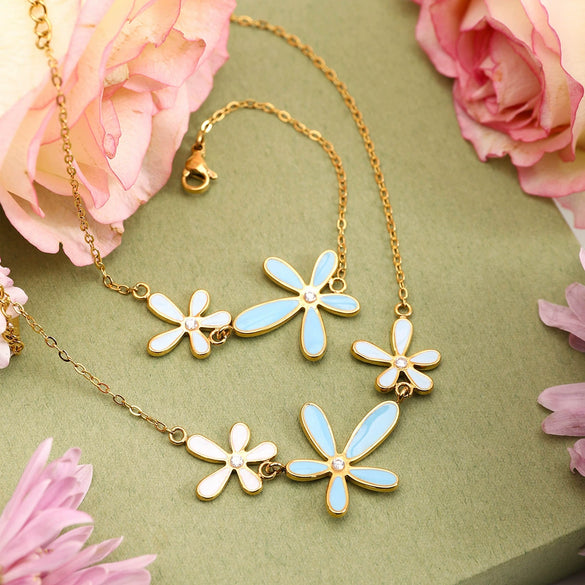 Wholesale Stainless Steel And Titanium Steel Light Luxury Geometric And Flower Pattern Electroplated Women's Necklace