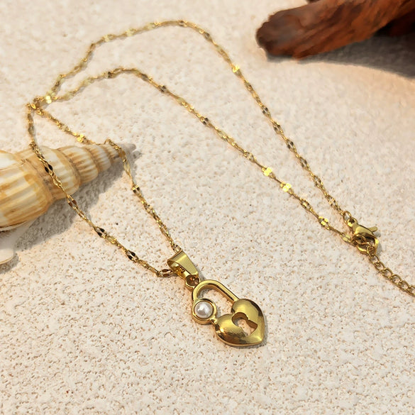 Wholesale Stainless Steel And Titanium Steel U Shaped Retro Minimalist Unisex Necklace With Cross Chain And Electroplating Design