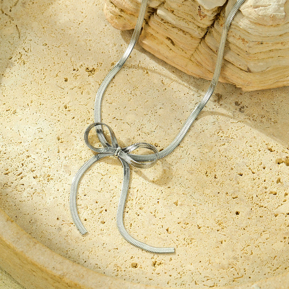 Wholesale Stainless Steel Bow Clavicle Chain Jewelry Electroplated Fashion Style