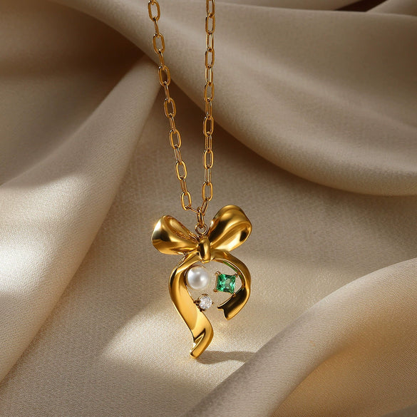 Wholesale Stainless Steel Bow Star Geometric Light Luxury Women's Necklace With Electroplating
