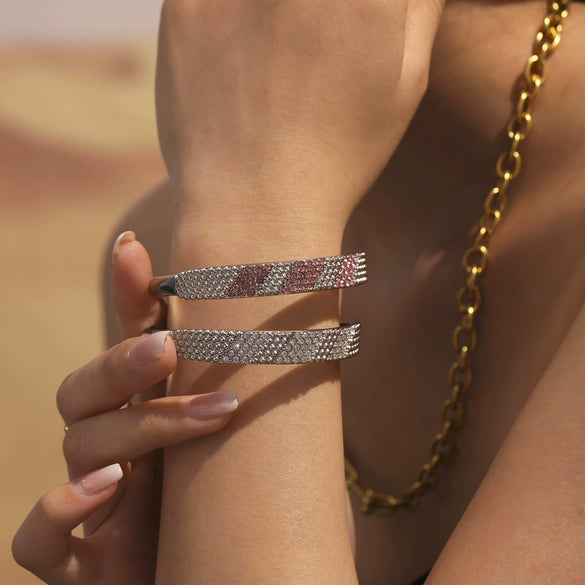 Wholesale Stainless Steel Buckle Bracelet With 5A Zircon Electroplated For Luxury Elegant And Fashionable Look