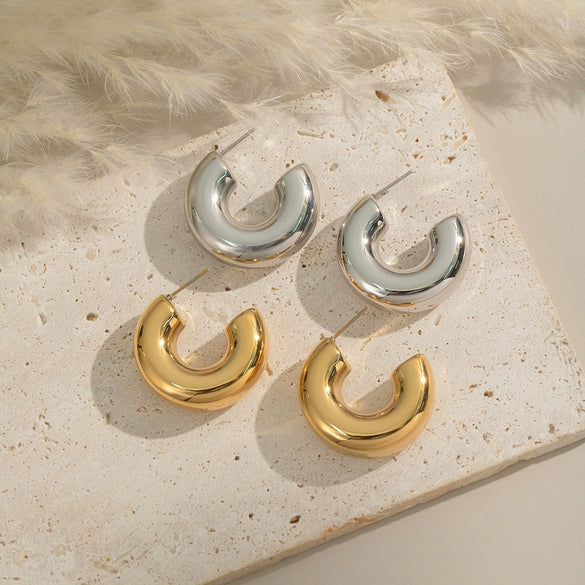 Wholesale Stainless Steel C Shaped Plain Hoop Earrings With Geometric Pattern And Real Gold Pvd Furnace Electroplating For Women Minimalist Normcore Fashion