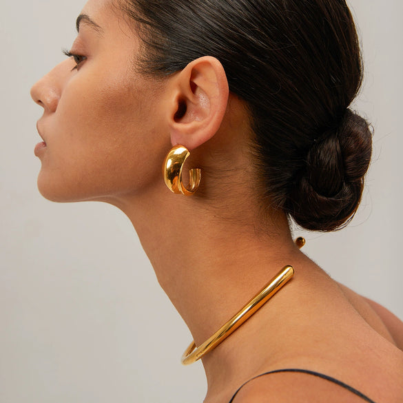 Wholesale Stainless Steel Cshaped And Ushaped Light Luxury Simple Niche Women's Earrings With Electroplating Gold And Silver Colormatching
