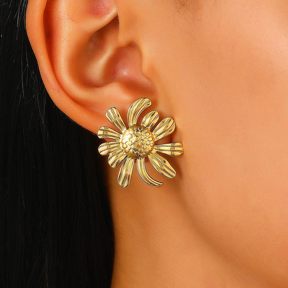 Wholesale Stainless Steel Earrings For Women With Leaf And Geometric Patterns Electroplated Design