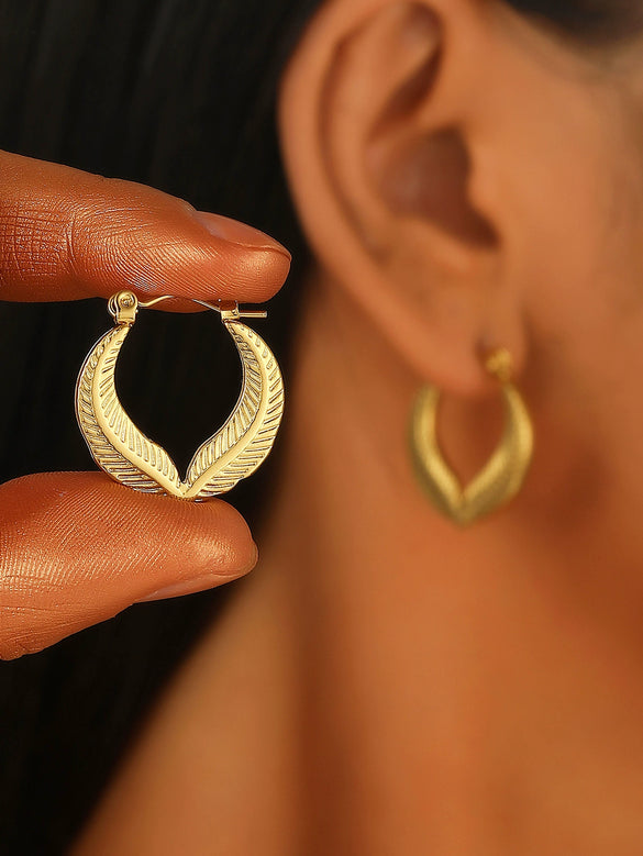 Wholesale Stainless Steel Earrings For Women With Leaf And Geometric Patterns Electroplated Design
