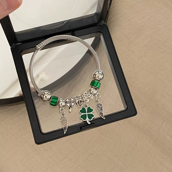 Wholesale Stainless Steel Electroplated Angel Wings Fourleaf Clover Pendant Beaded Bracelet With High Sense Design