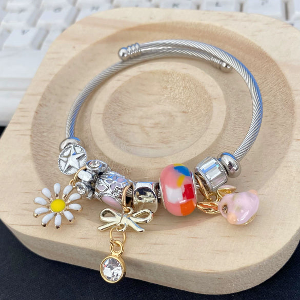 Wholesale Stainless Steel Electroplated Cartoon Animal Daisy Rabbit Pendant Diy Beaded Bracelet For Women