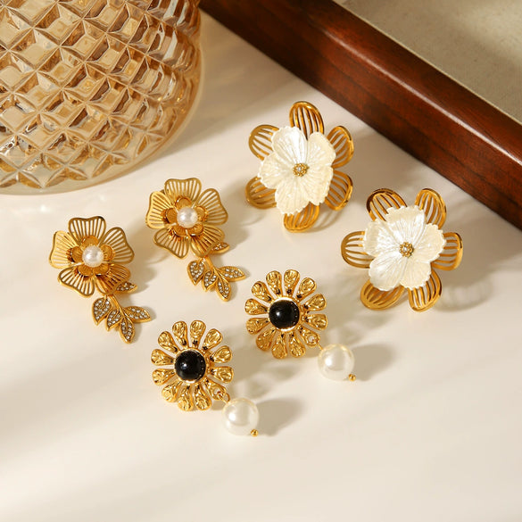 Wholesale Stainless Steel Electroplated Flower Earrings For Women