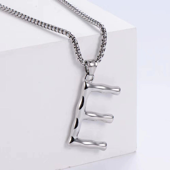 Wholesale Stainless Steel Electroplated Geometric Light Luxury Crown And English Letters Clavicle Necklace