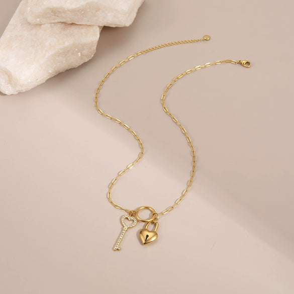 Wholesale Stainless Steel Electroplated Geometric Love Lock Key Necklace For Women
