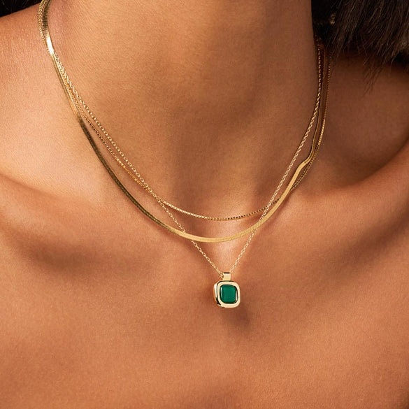 Wholesale Stainless Steel Electroplated Heart Shape Camera Pendant Clavicle Necklace Unisex Simple Style