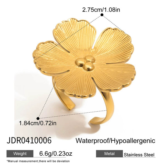 Wholesale Stainless Steel Electroplated 18K Gold Fivepetal Flower Necklace And Ring Set For Women