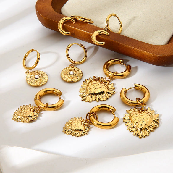 Wholesale Stainless Steel Electroplated 18K Gold Heart Shape Pendant Earrings For Women Retro Ins Style Minimalist