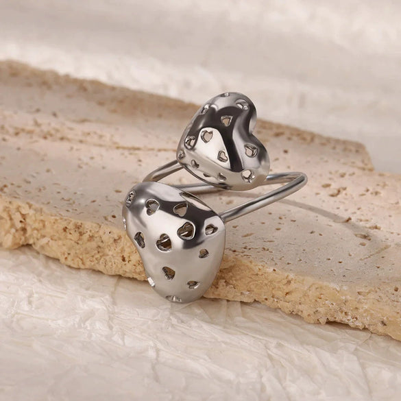 Wholesale Stainless Steel Electroplated 18K Gold Open Heart Shaped Love Ring For Women