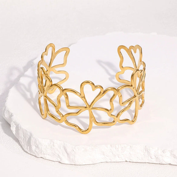 Wholesale Stainless Steel Electroplated Open Bracelet With Hollow Flower Design Simple Style Accessories