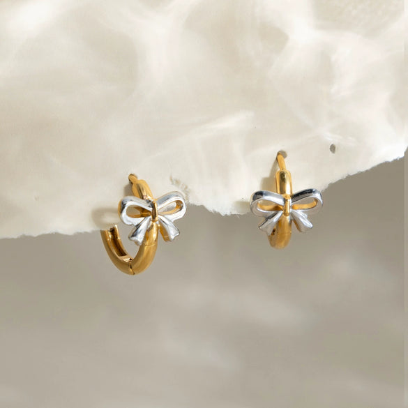 Wholesale Stainless Steel Electroplated Twotone Sweet Bow Colorblocking Earrings Simple Versatile