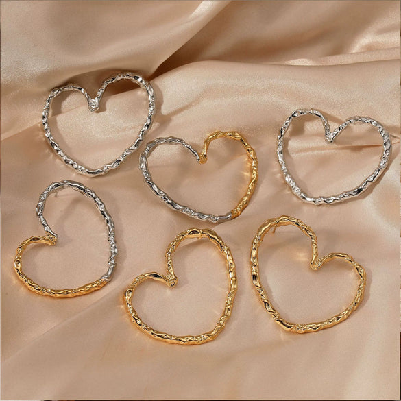Wholesale Stainless Steel Exaggerated Heart Hollow Heart Shaped Earrings With Electroplating For Women