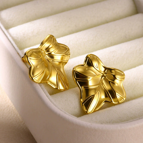 Wholesale Stainless Steel Exaggerated Retro Petal Flower And Leaves Earrings With Electroplating