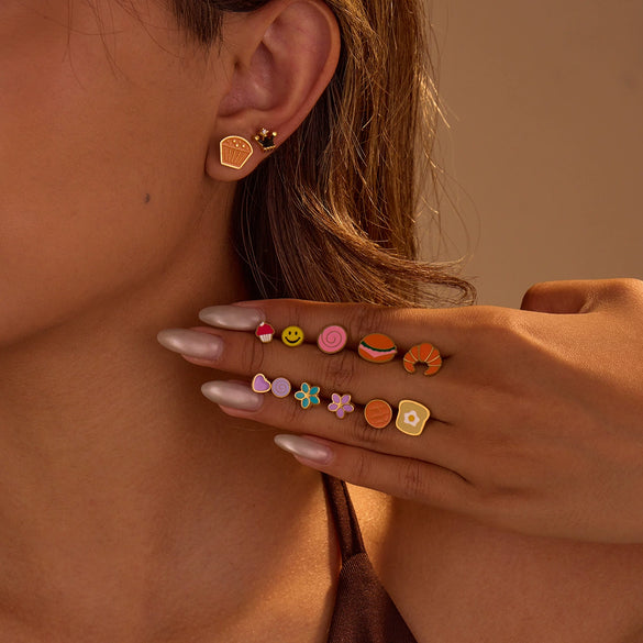 Wholesale Stainless Steel Fashion Earrings With Geometric Fruit And Heart Shapes And Oildropping Design