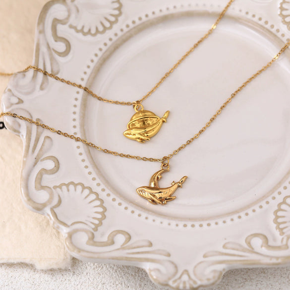 Wholesale Stainless Steel Fashion Sun Moon Whale Pendant Necklace With Drop Shape And Star Pattern Electroplated 18K Gold Color Preservation