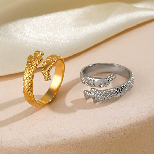 Wholesale Stainless Steel Fishshaped Cartoon Animal Ladies Ring With Electroplating