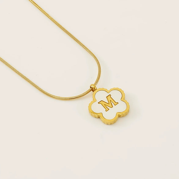 Wholesale 316L Stainless Steel Five Leaf Clover Letter Pendant Necklace With Electroplating Fashion Jewelry For Women