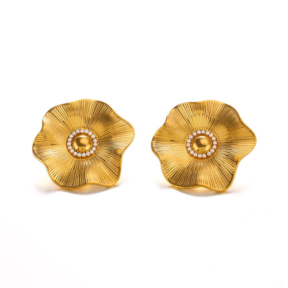 Wholesale Stainless Steel Floral Earrings With Pearl Inlaid And Electroplating Design For Women