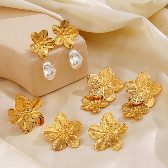 Wholesale Stainless Steel Flower Earrings For Women With Electroplating And Exaggerated Retro Design