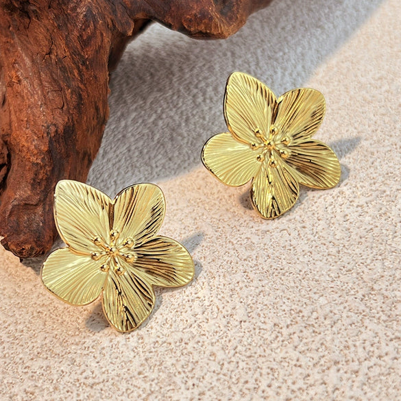 Wholesale Stainless Steel Flower Earrings With Electroplating And Natural Style