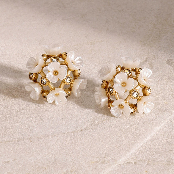 Wholesale Stainless Steel Flower Earrings With Electroplating Treatment For Women