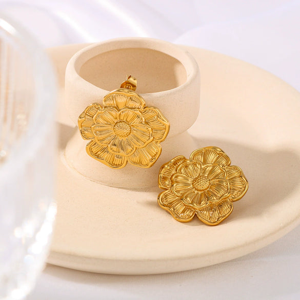 Wholesale Stainless Steel Flower Earrings With 18K Vacuum Plating In Furnace For Women Ins Style Net Popular Niche Design