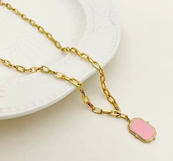 Wholesale Stainless Steel Flower Pendant Clavicle Necklace Minimalist Retro Style