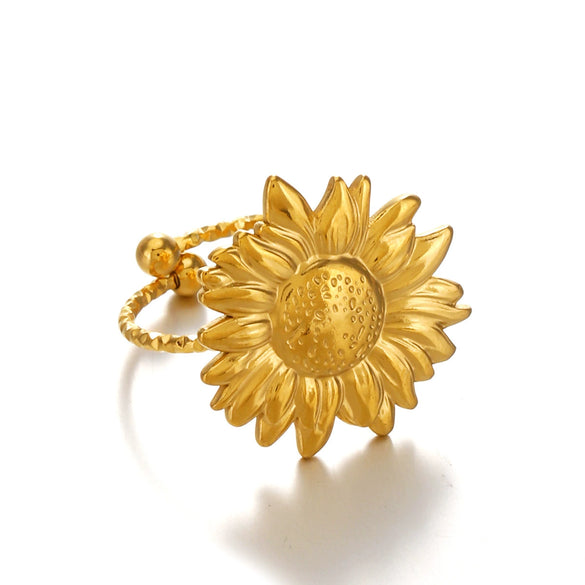 Wholesale Stainless Steel Flower Ring With Electroplating For Women
