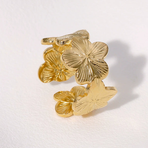 Wholesale Stainless Steel Flower Ring With Retro Pastoral Style And Electroplating For Women