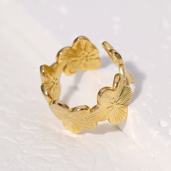 Wholesale Stainless Steel Flower Ring With Retro Pastoral Style And Electroplating For Women