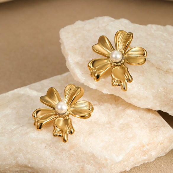 Wholesale Stainless Steel Flower Shape Fashion Retro Exaggerated Electroplated Women's Earrings