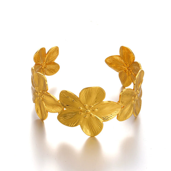 Wholesale Stainless Steel Flower Shaped Adjustable Opening Exaggerated Women's Bracelet With Electroplating