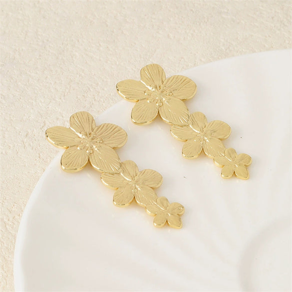 Wholesale Stainless Steel Flower Shaped Goldplated Polish Earrings For Women