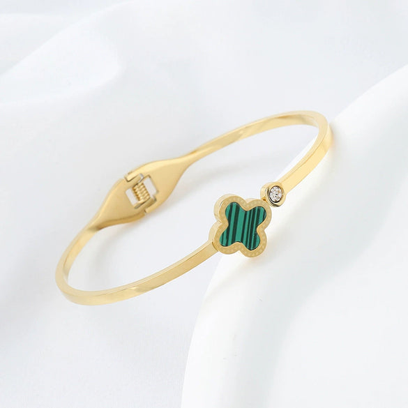 Wholesale Stainless Steel Fourleaf Clover Fashion Electroplated Women's Bracelet