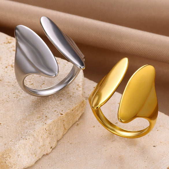 Wholesale Stainless Steel Fourleaf Clover Geometric Lines Cut Out Goldplated Unisex Rings