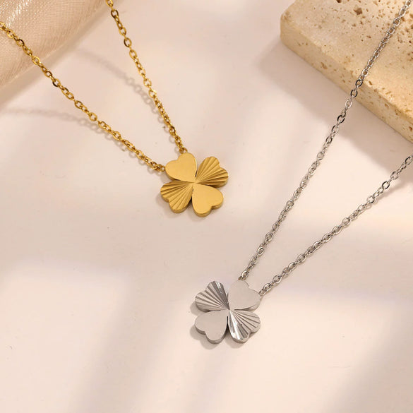 Wholesale Stainless Steel Fourleaf Clover Pendant Necklace Electroplated Fashion Women's Jewelry