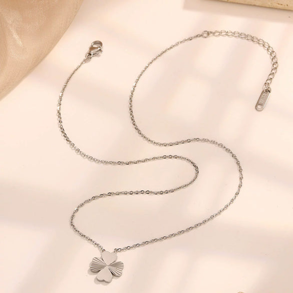 Wholesale Stainless Steel Fourleaf Clover Pendant Necklace Electroplated Fashion Women's Jewelry