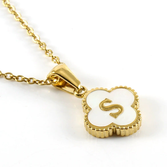 Wholesale 316L Stainless Steel Fourleaf Clover Pendant Necklace With Electroplating Treatment And Letter Pattern For Women
