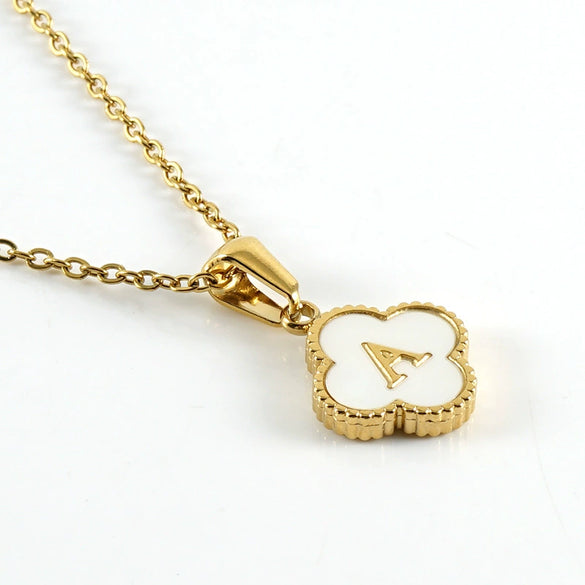 Wholesale 316L Stainless Steel Fourleaf Clover Pendant Necklace With Electroplating Treatment And Letter Pattern For Women