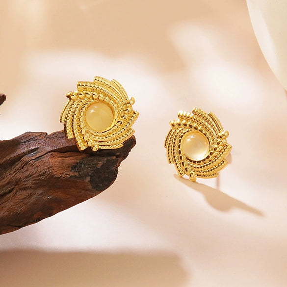 Wholesale Stainless Steel Geometric And Flower Patterned Electroplated Retro Vintage Earrings For Women