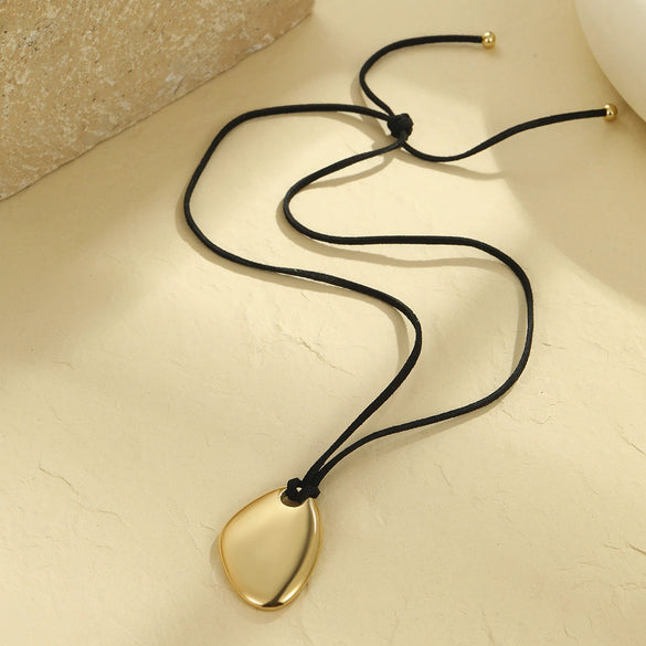 Wholesale Stainless Steel Geometric Asymmetrical Simple Necklace With 18K Gold Electroplated Pendant For Women