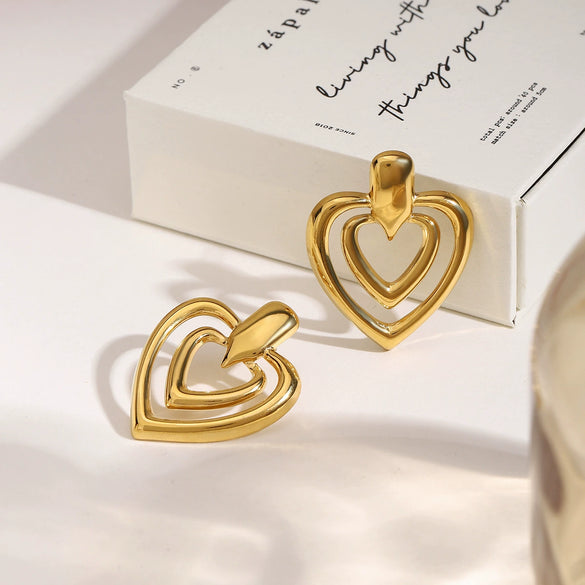Wholesale Stainless Steel Geometric Electroplated Women's Hollow Love Earrings