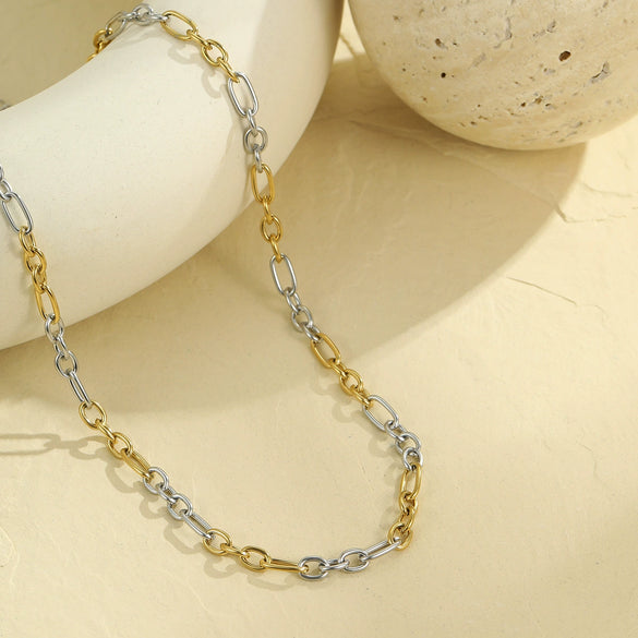 Wholesale Stainless Steel Geometric Fashion Necklace For Women With Electroplating
